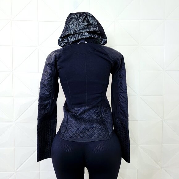 Lululemon Women's Black Run Bundle Up Hooded Performance Jacket Size M - Picture 4 of 9